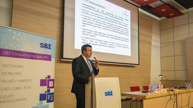 Focus-Dr-Palkovics-min A rendezvény kiemelt előadója Dr. Palkovics László felsőoktatásért felelős államtitkár volt